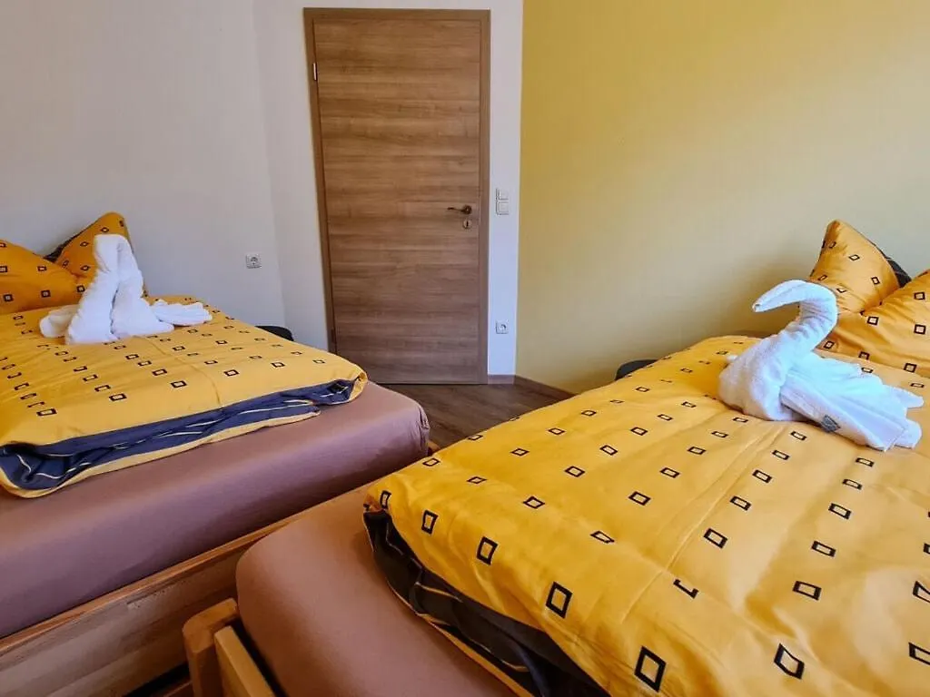 Alpina Zon-Appartement Met Xl-Terras Fussen Holiday home
