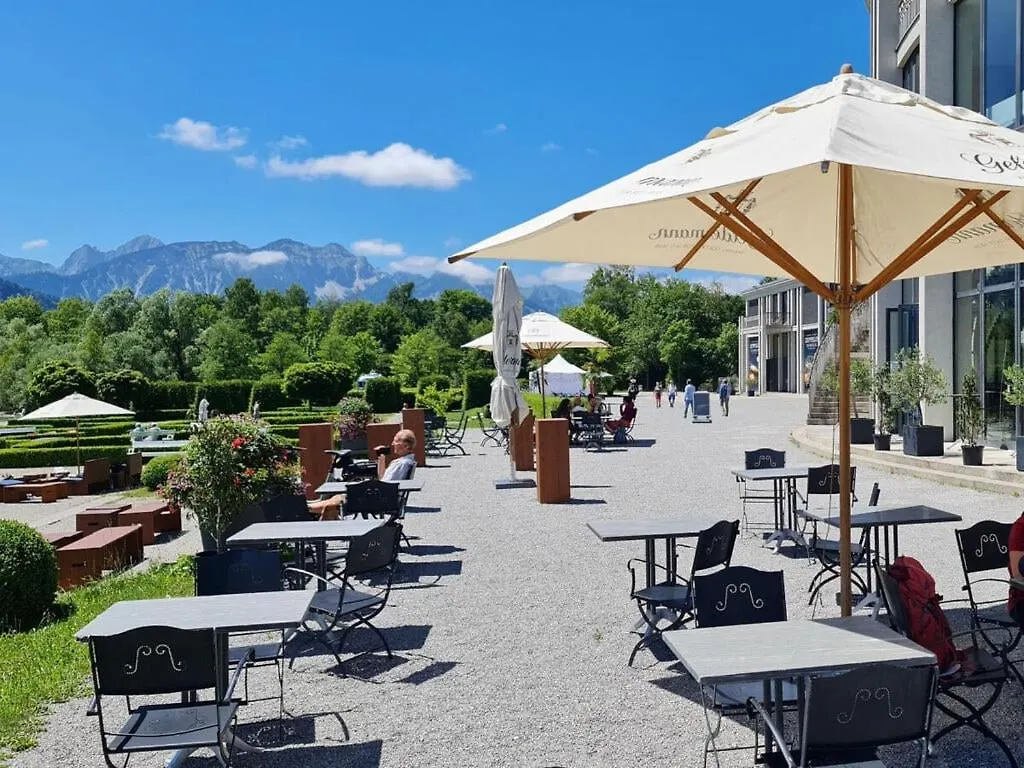 Holiday home Alpina Zon-Appartement Met Xl-Terras Fussen